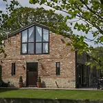 Tockwith Lodge Barn